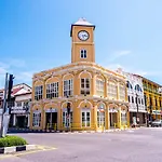 Ai Phuket Hostel